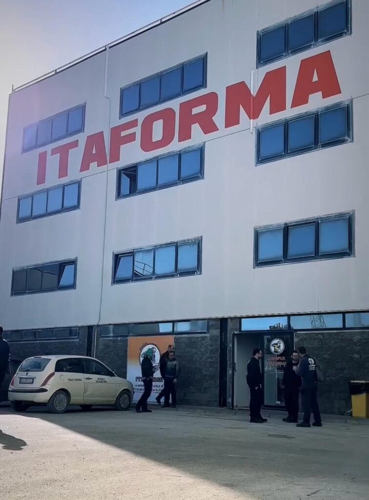 ITAFORMA - Corsi di Saldatura Metalmeccanica | Welding Training Courses for International Students Itaforma Welding School 5 | Scuola ItaForma | Corso Saldatura